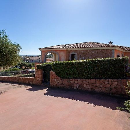Appartamento Belvedere Citai San Teodoro  Bagian luar foto